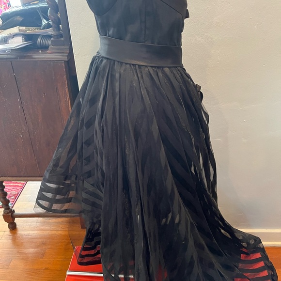 Flirt Maggie Sottero Prom Dress Size 4 - Picture 4 of 13